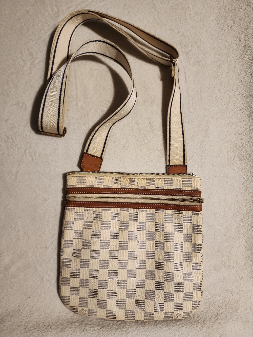 Louis Vuitton Pochette Bosphore Crossbody